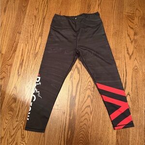 Kali Dynamic Black and Red Leggings